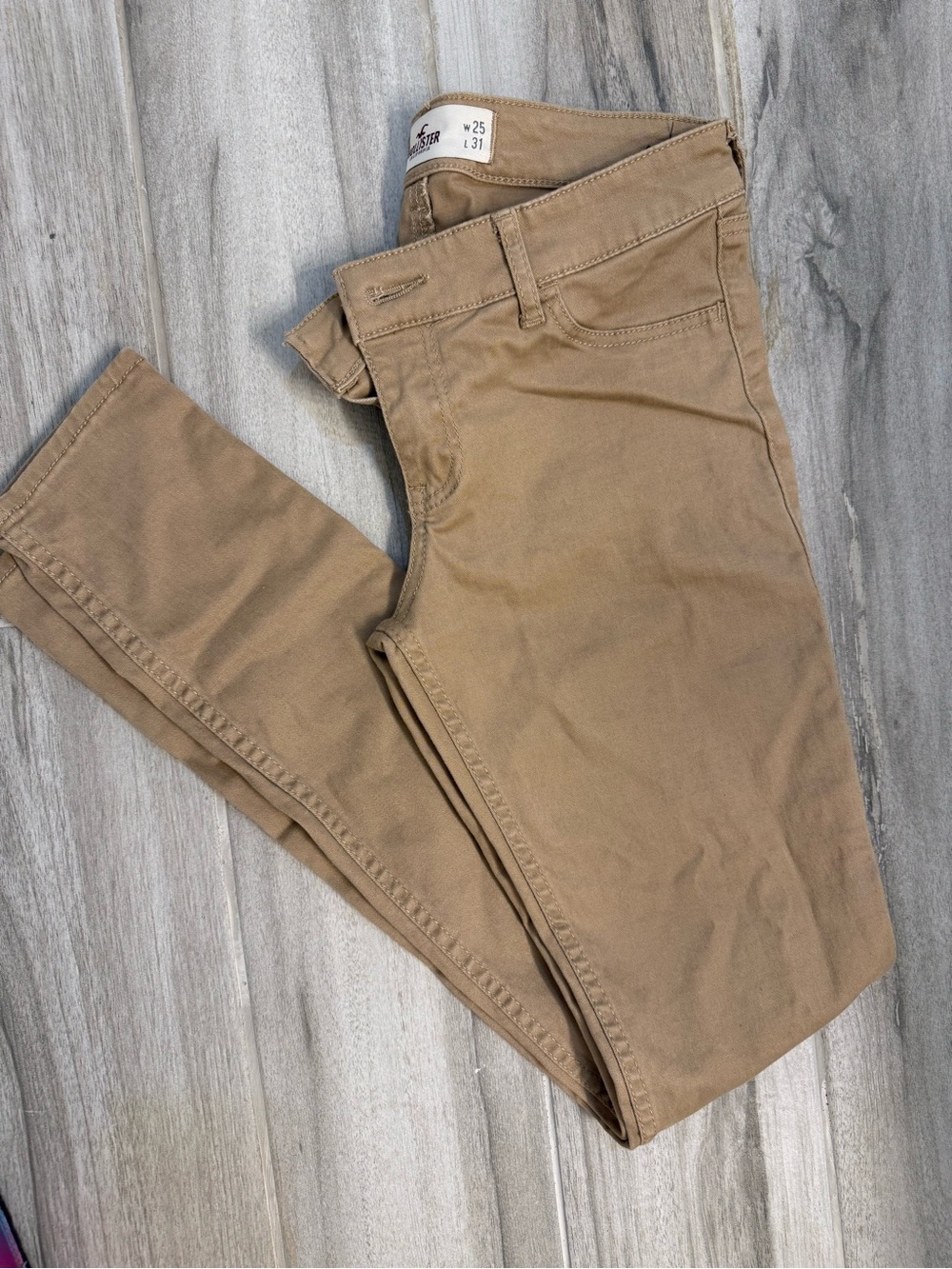 Hollister Stretchy Skinny Jean Khakis - Size: 1R